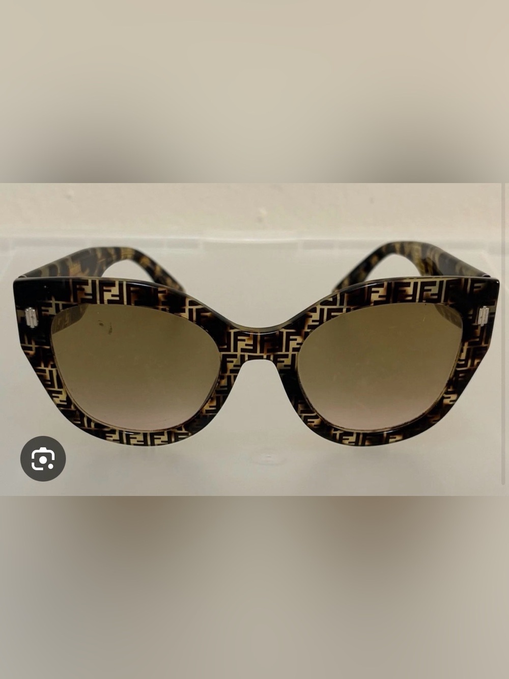 Guaranteed authentic Fendi Roma Cat Eye Sunglasses FF 0435/S Havana